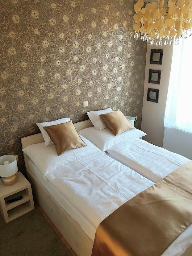 Silver Lodge Apartment 1 אגר מראה חיצוני תמונה
